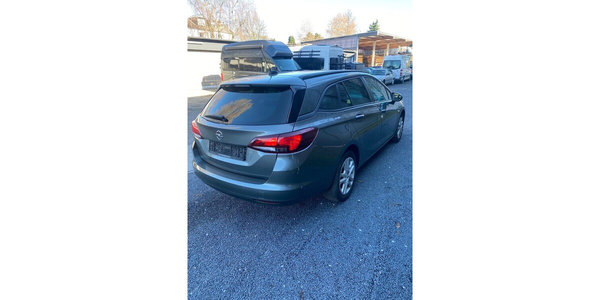 Opel Astra K Sports1.5CDTI.NAVI.VOLL-LED.PDC.11/20 108.000 km 5.990 &euro; Hilden 40721