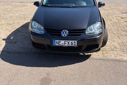 VW Golf 205.000 km 2.300 &euro; Dormagen 41540