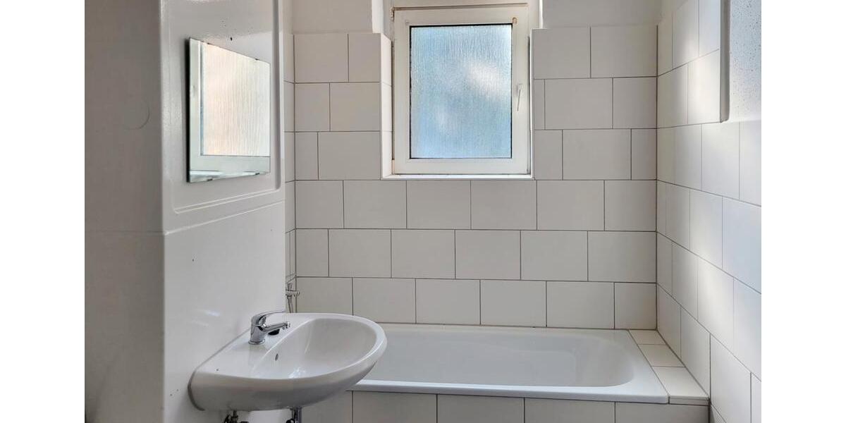 Etagenwohnung Duisburg Hamborn - 2 Zimmer, 56 m&sup2;, 379&euro; | Angebot:24827336