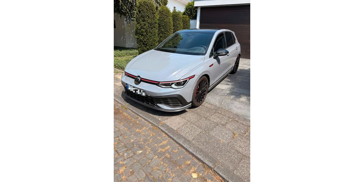 VW Golf 38.250 km 28.500 &euro; Viersen 41747