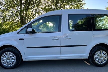 VW Caddy 122.800 km 13.447 &euro; Mönchengladbach 41169
