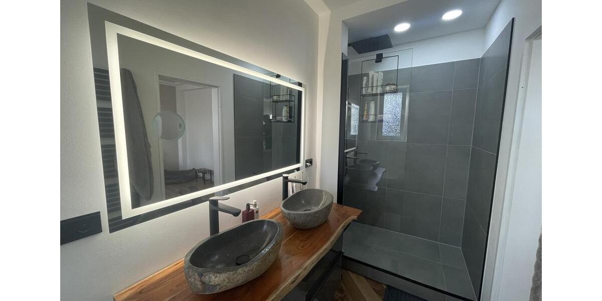 Etagenwohnung Krefeld Cracau - 4 Zimmer, 112 m&sup2;, 1.355&euro; | Angebot:25871602