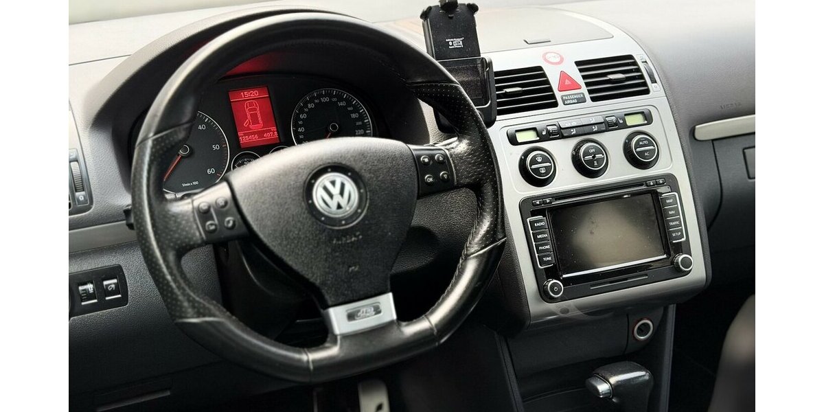 VW Touran R-Line / Leder / 7Sitze / 1.Hd / Navi 125.000 km 11.900 &euro; Mönchengladbach 41066