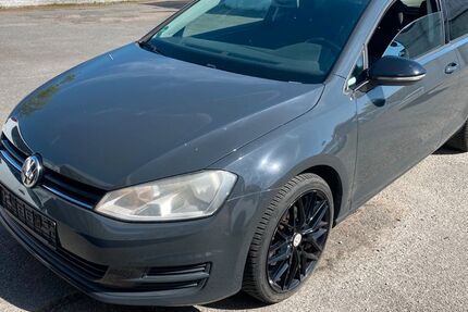 VW Golf 88.000 km 5.999 &euro; Monheim 40789