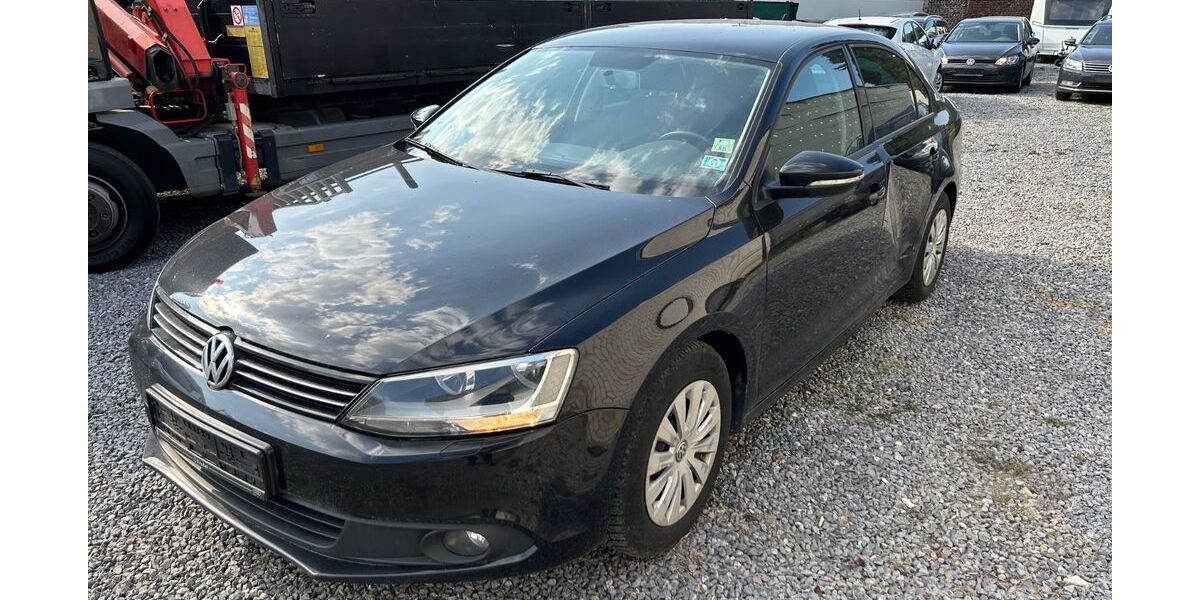 VW Jetta 360.330 km 3.490 &euro; Mönchengladbach 41063