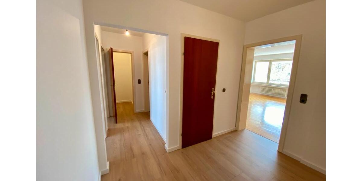 Etagenwohnung Düsseldorf Stadtbezirk 3 - 3 Zimmer, 88 m&sup2;, 395.000&euro; | Angebot:26058819