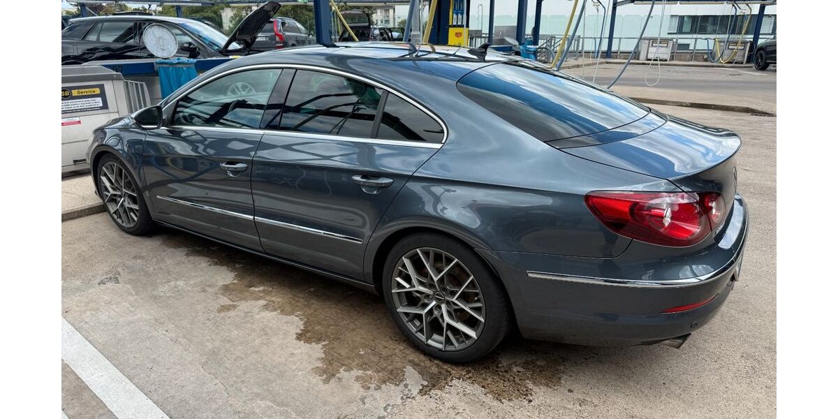 VW CC 119.000 km 10.900 &euro; Düsseldorf 40215