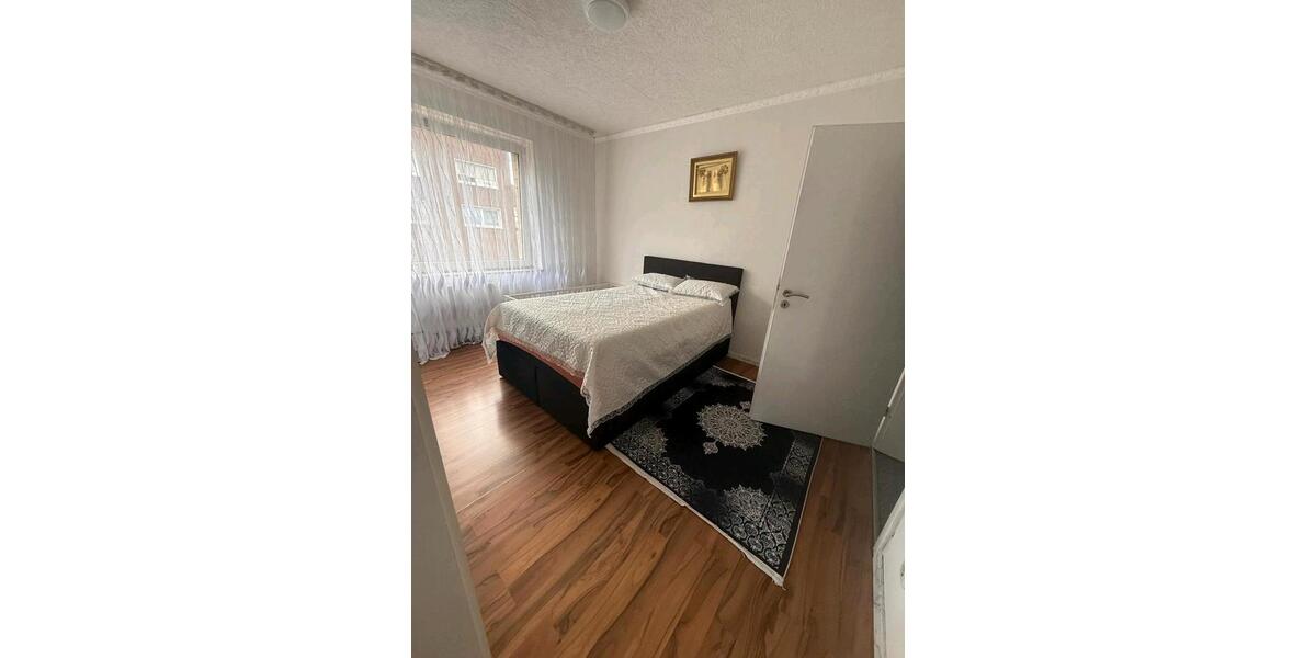 Mehrfamilienhaus, Wohnhaus Duisburg Hamborn - 10 Zimmer, 245 m&sup2;, 370.000&euro; | Angebot:25625233