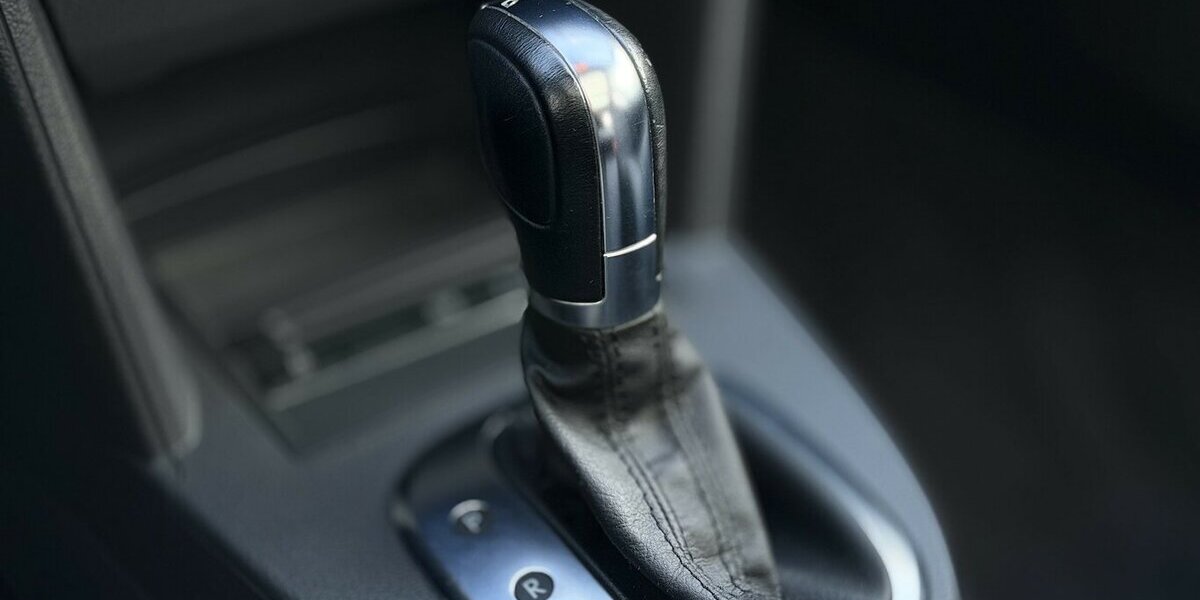 VW Touran Cross / 2,0 TDI / 170 PS / PANO / 7 Sitze 185.000 km 11.890 &euro; Mönchengladbach 41066