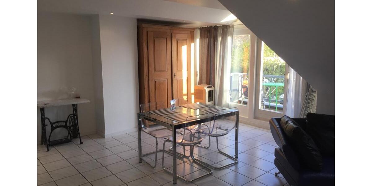 Dachgeschoßwohnung Düsseldorf Stadtbezirk 6 - 3 Zimmer, 68 m&sup2;, 1.500&euro; | Angebot:25967578