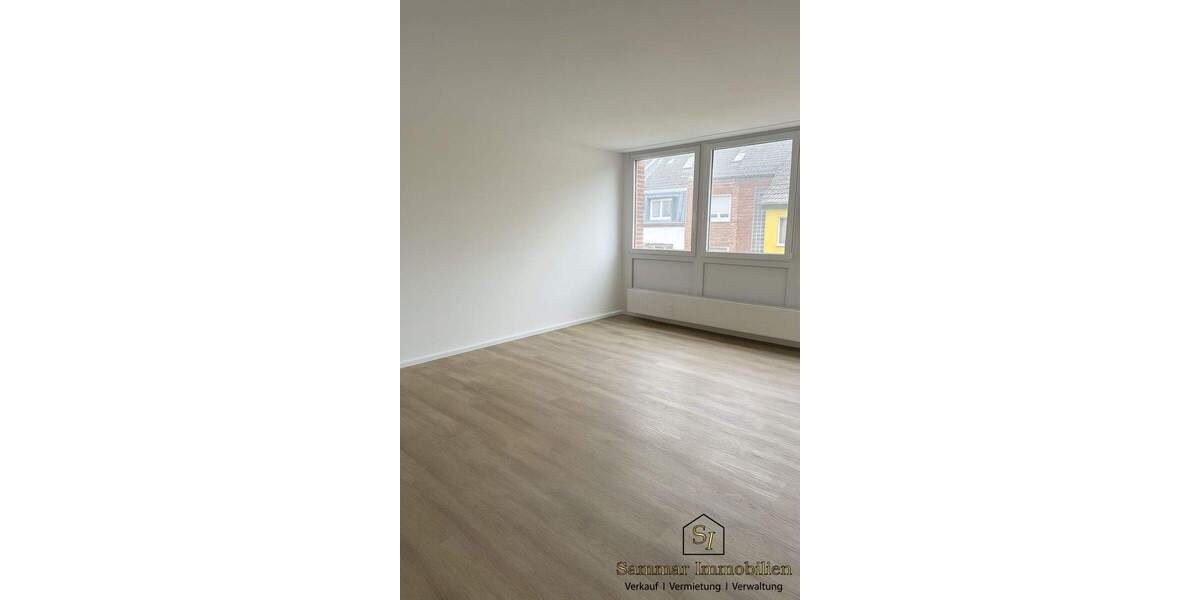 Etagenwohnung Mönchengladbach Stadtmitte - 3 Zimmer, 82 m&sup2;, 820&euro; | Angebot:25739029