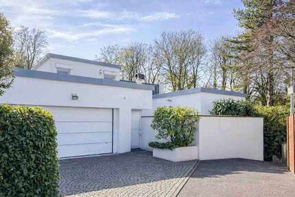 Haus Erkrath - 10 Zimmer, 323 m&sup2;, 1.090.000&euro; | Angebot:26025824