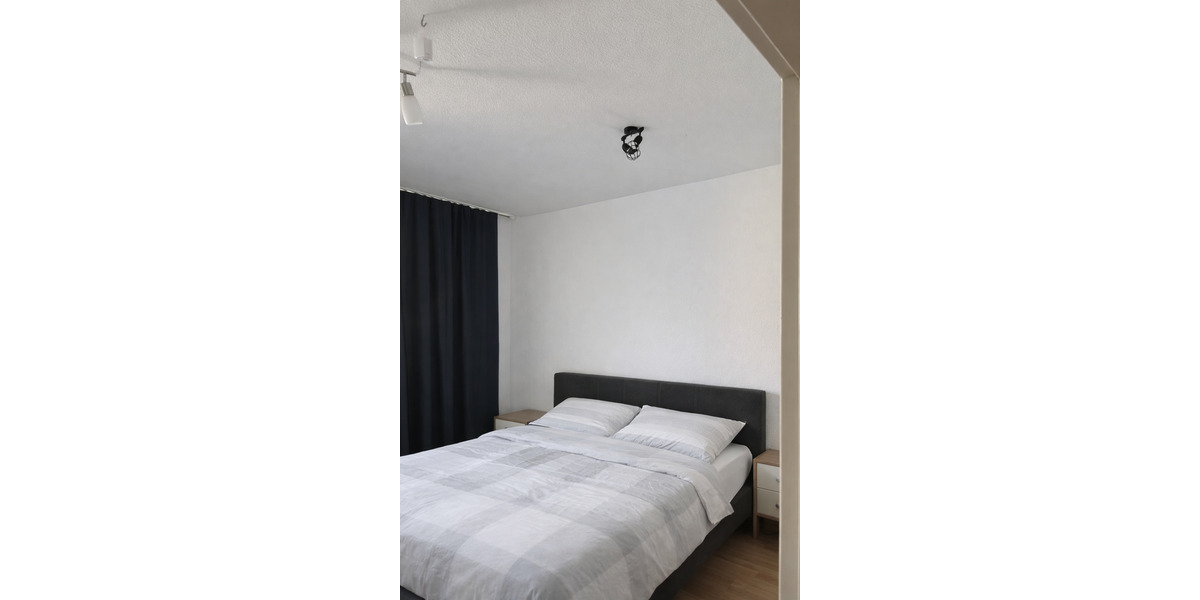 Etagenwohnung Neuss - 3 Zimmer, 85 m&sup2;, 1.100&euro; | Angebot:25961197