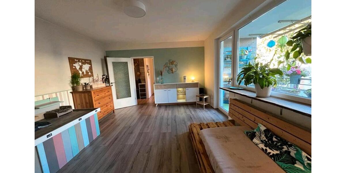 Etagenwohnung Duisburg Duisburg-Mitte - 3 Zimmer, 70 m&sup2;, 650&euro; | Angebot:25635887