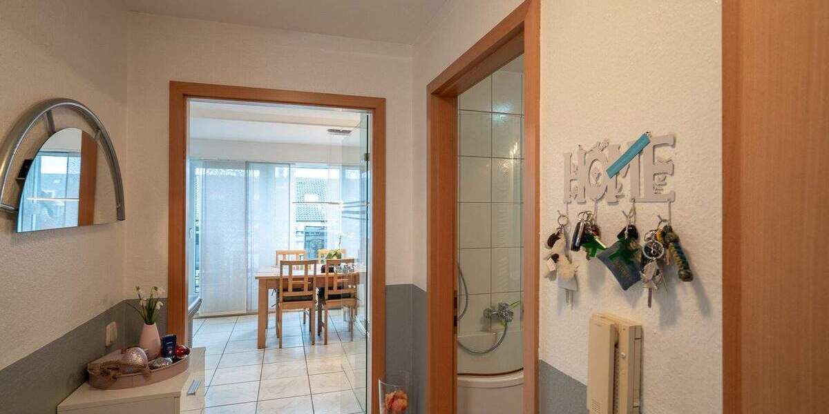 Etagenwohnung Mönchengladbach Bettrath - 2 Zimmer, 53 m&sup2;, 149.000&euro; | Angebot:25742116