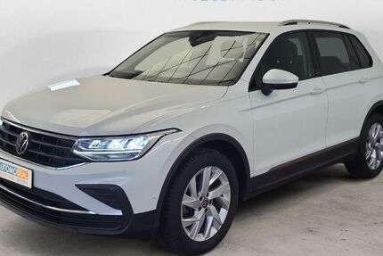 VW Tiguan 56.921 km 23.447 &euro; Moers 47445