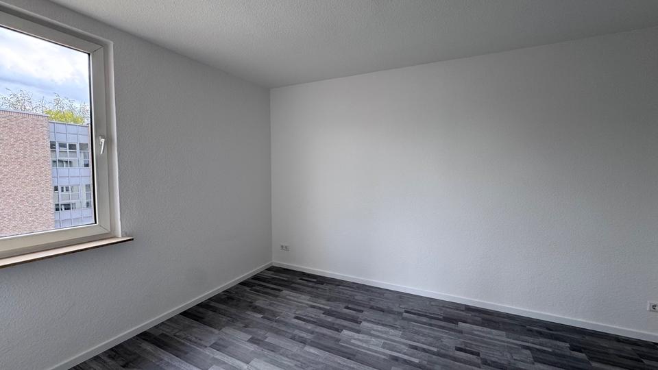 Etagenwohnung Krefeld Cracau - 3 Zimmer, 65 m&sup2;, 565&euro; | Angebot:26618876