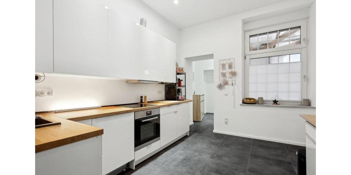 Erdgeschoßwohnung Mönchengladbach Süd - 3.5 Zimmer, 121 m&sup2;, 250.000&euro; | Angebot:24853941