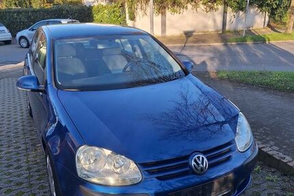 VW Golf 195.000 km 2.500 &euro; Ratingen 40885