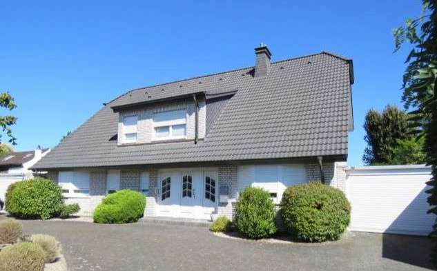 Einfamilienhaus Willich-Neersen Neersen - 8 Zimmer, 240 m&sup2;, 895.000&euro; | Angebot:25571399