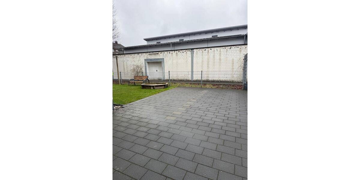 Etagenwohnung Duisburg Rheinhausen - 3 Zimmer, 94 m&sup2;, 1.100&euro; | Angebot:26014773