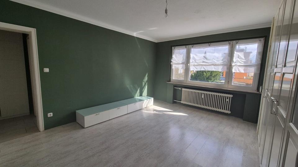 Etagenwohnung Duisburg Essenberg - 3 Zimmer, 85 m&sup2;, 850&euro; | Angebot:25640138
