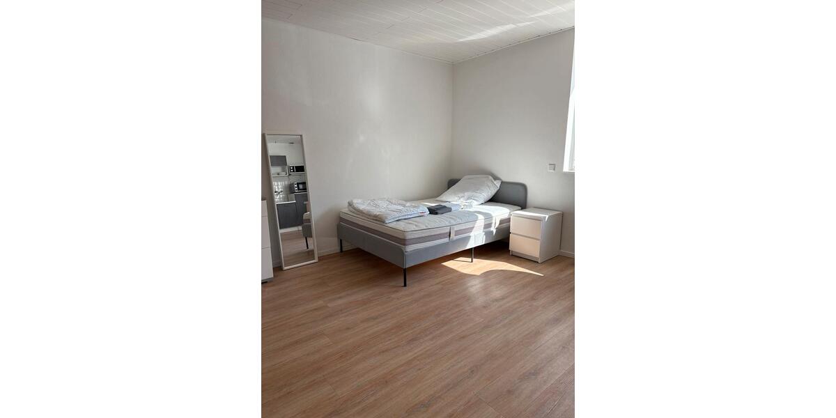 Erdgeschoßwohnung Mönchengladbach Nord - 1 Zimmer, 35 m&sup2;, 470&euro; | Angebot:25942471