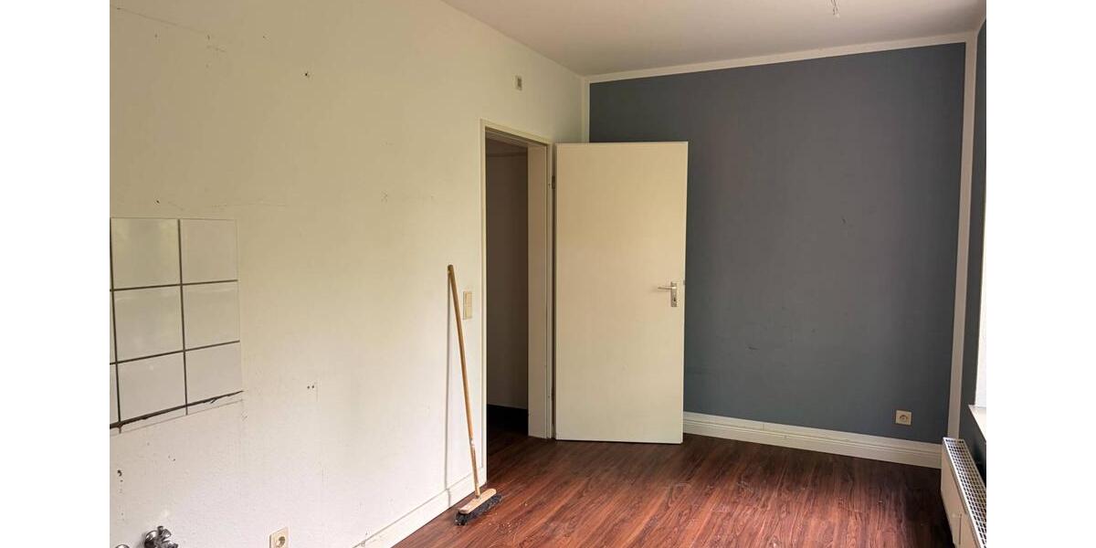 Etagenwohnung Düsseldorf Oberbilk - 2 Zimmer, 66 m&sup2;, 440&euro; | Angebot:26182874