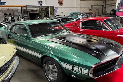 Ford Mustang 168.916 km 109.900 &euro; Krefeld 47805