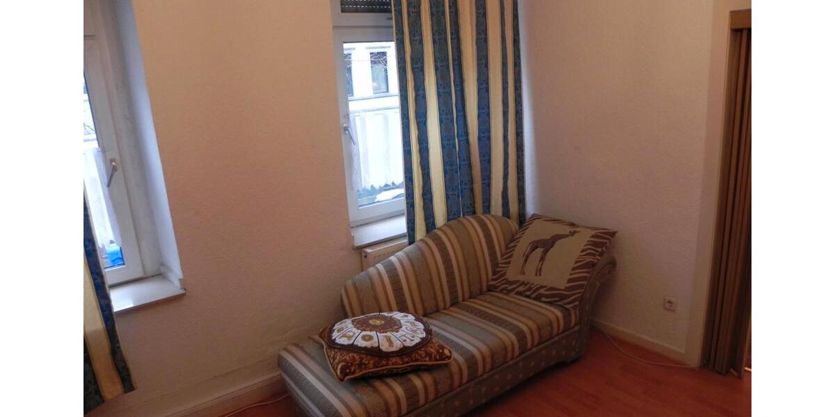 Etagenwohnung Krefeld - 1.5 Zimmer, 30 m&sup2;, 530&euro; | Angebot:26022972