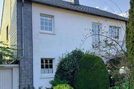 Haus Moers - 6 Zimmer, 132 m&sup2;, 620.000&euro; | Angebot:25920100