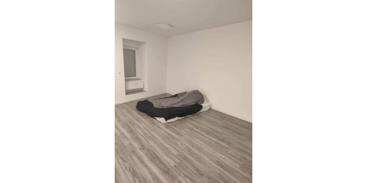 Etagenwohnung Oberhausen Stadtmitte - 1 Zimmer, 55 m&sup2;, 335&euro; | Angebot:25700552