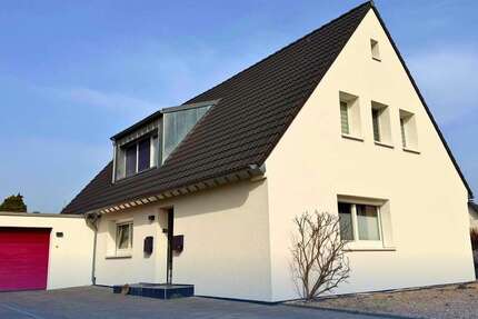 Haus Krefeld Gellep-Stratum - 5 Zimmer, 148 m&sup2;, 590.000&euro; | Angebot:25640727