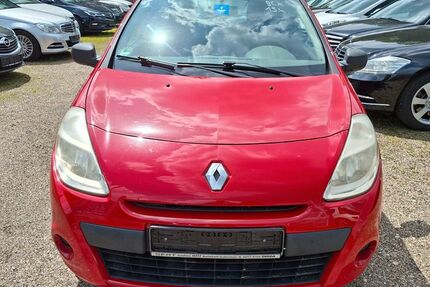 Renault Clio 235.000 km 1.690 &euro; Oberhausen 46149