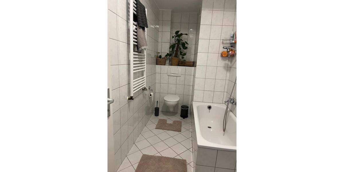 Etagenwohnung Meerbusch Necklenbroich - 3 Zimmer, 67 m&sup2;, 1.256&euro; | Angebot:26476717