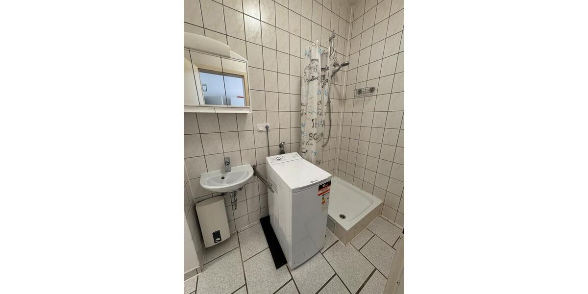 Erdgeschoßwohnung Mönchengladbach Süd - 1 Zimmer, 30 m&sup2;, 380&euro; | Angebot:26021440