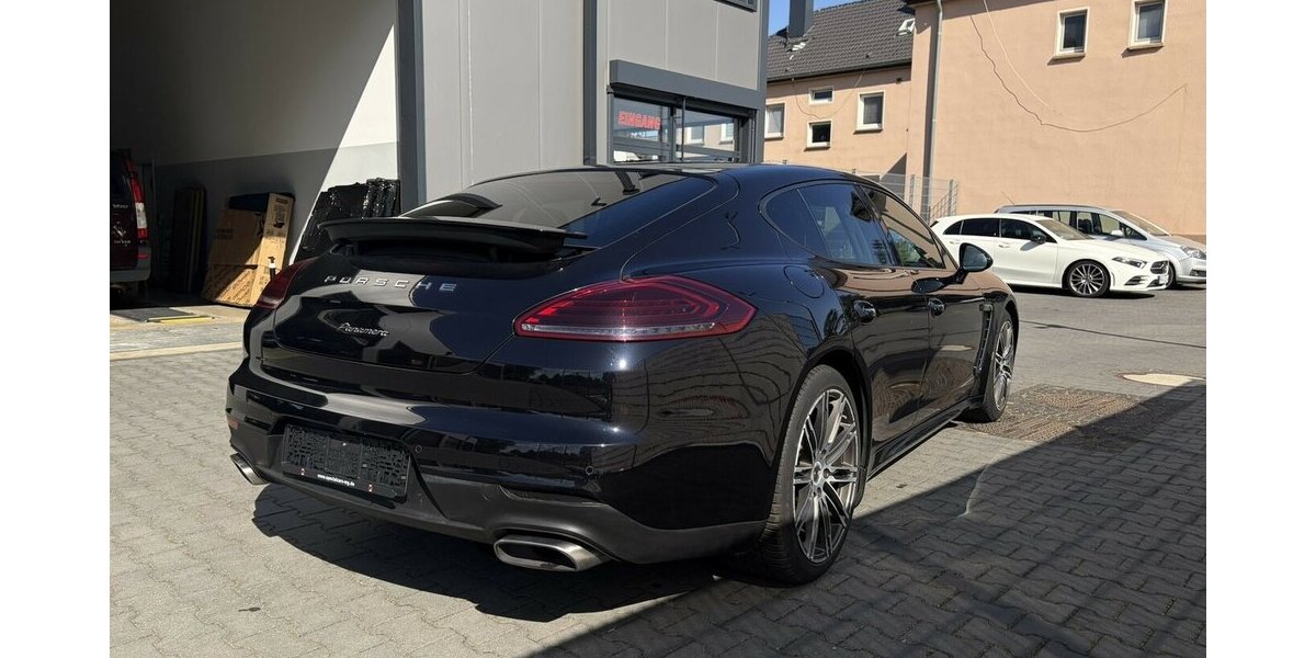 Porsche Panamera 4 / Xenon / 20 ´´ Felgen / GSD / TV 189.000 km 32.900 &euro; Mönchengladbach 41066