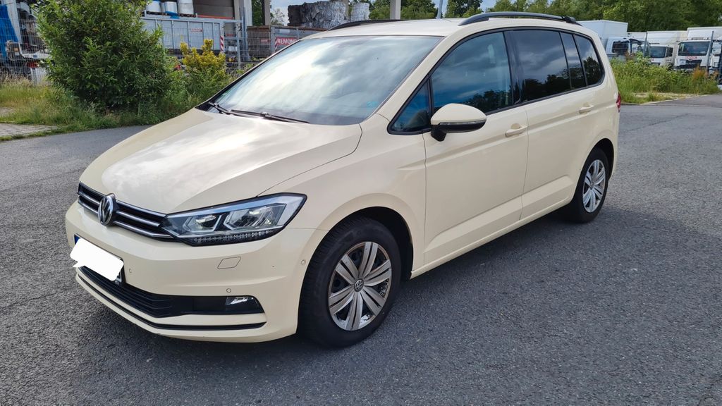VW Touran 460.238 km 5.490 &euro; Duisburg 47229