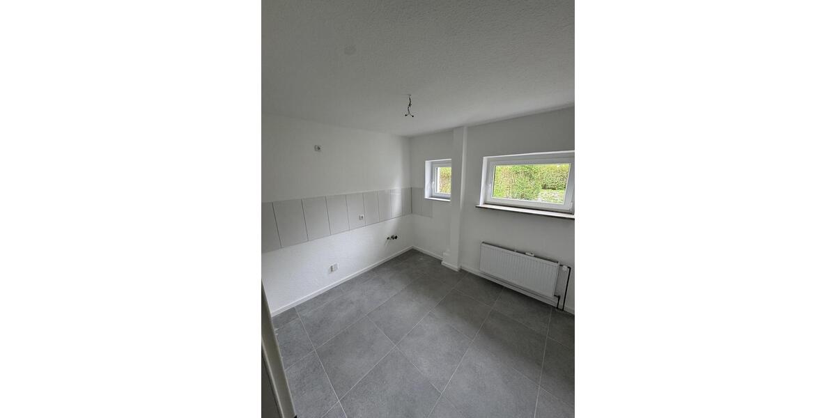 Erdgeschoßwohnung Duisburg Hochheide - 2.5 Zimmer, 80 m&sup2;, 880&euro; | Angebot:25894572