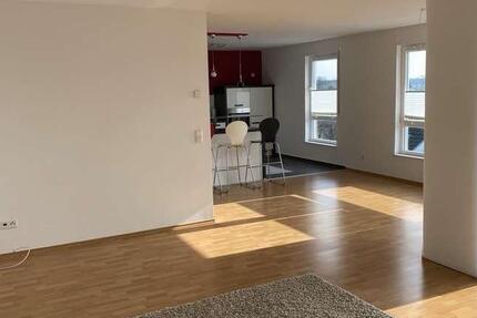 Wohnung Mülheim an der Ruhr Heißen - 2.5 Zimmer, 98 m&sup2;, 1.210&euro; | Angebot:26040290