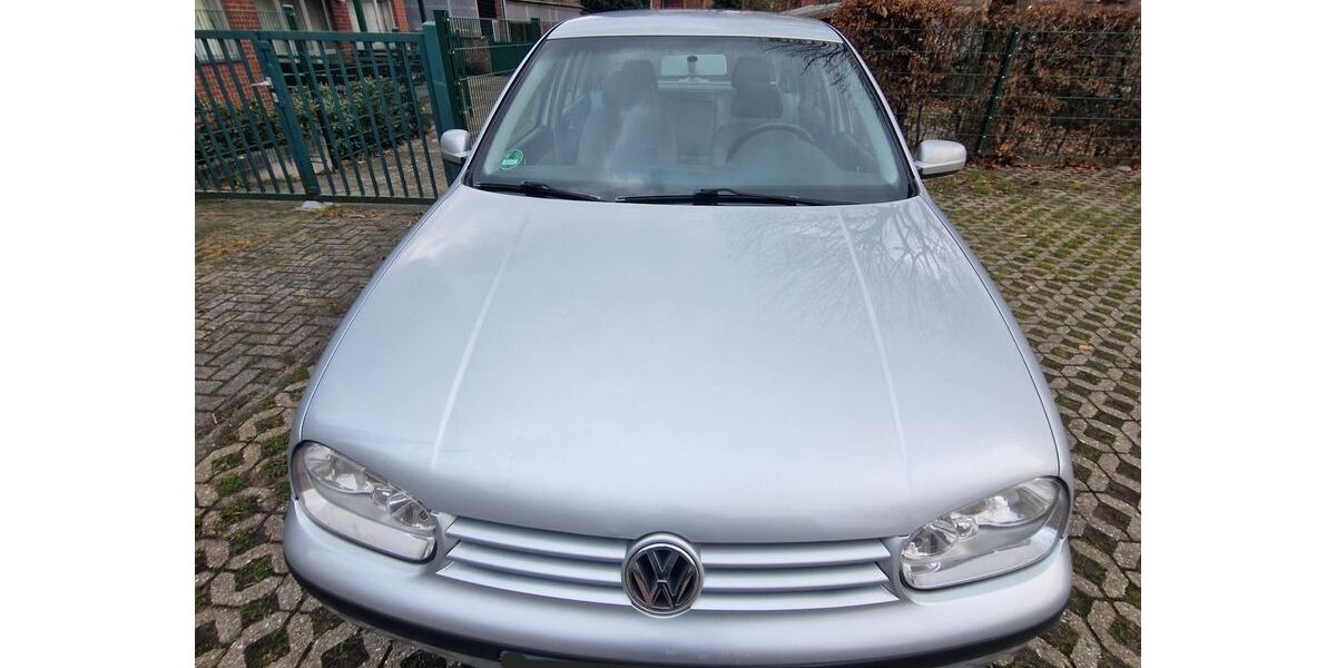 VW Golf 224.826 km 650 &euro; Nettetal 41334