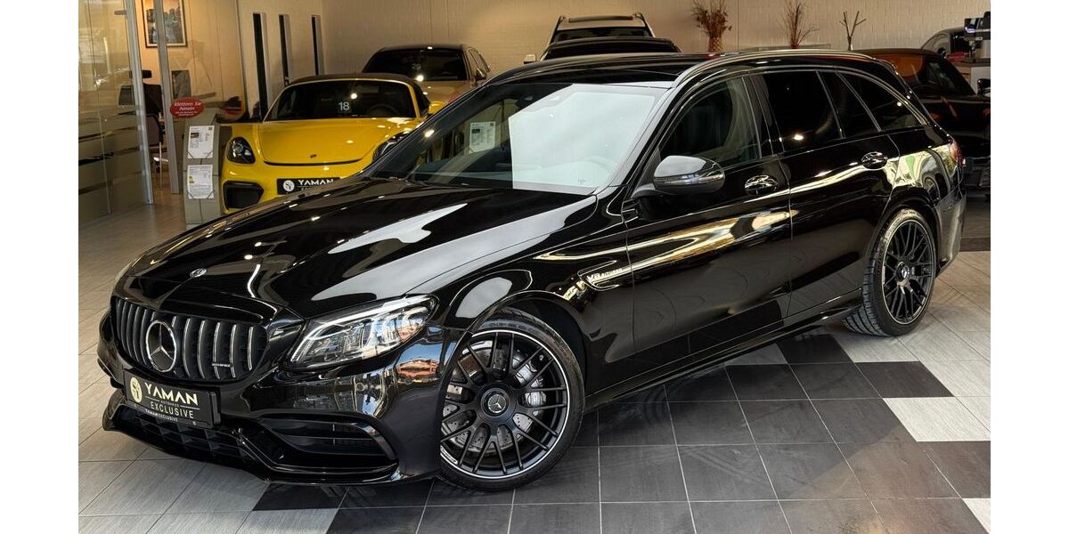 Mercedes-Benz C 63 AMG 76.000 km 49.750 &euro; Mülheim an der Ruhr 45472