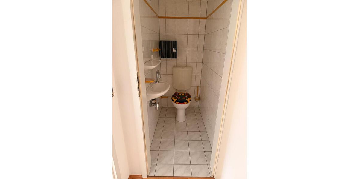 Erdgeschoßwohnung Wülfrath - 3 Zimmer, 100 m&sup2;, 1.050&euro; | Angebot:26025042