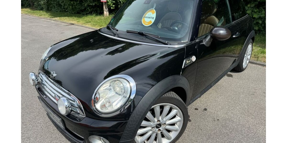 Mini Cooper 131.000 km 5.999 &euro; Düsseldorf 40231