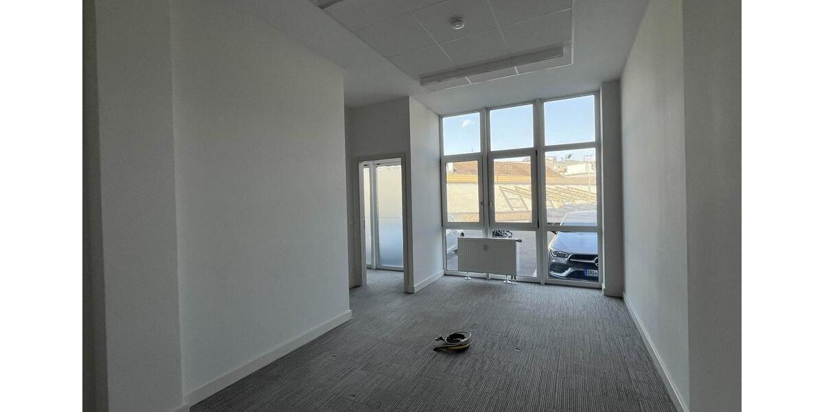 Gewerbeobjekt Moers - 4.801&euro; | Angebot:23812393