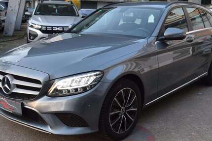 Mercedes-Benz C 180 208.000 km 11.990 &euro; Mülheim 45473