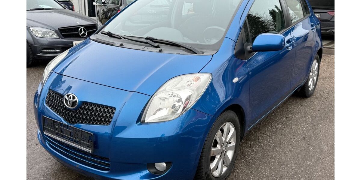 Toyota Yaris 123.565 km 3.998 &euro; Heiligenhaus 42579