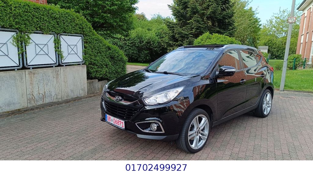 Hyundai ix35 141.000 km 8.490 &euro; Oberhausen 46145