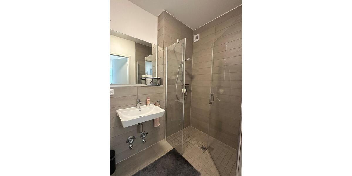 Etagenwohnung Düsseldorf Pempelfort - 4.5 Zimmer, 127 m&sup2;, 1.800&euro; | Angebot:25209200