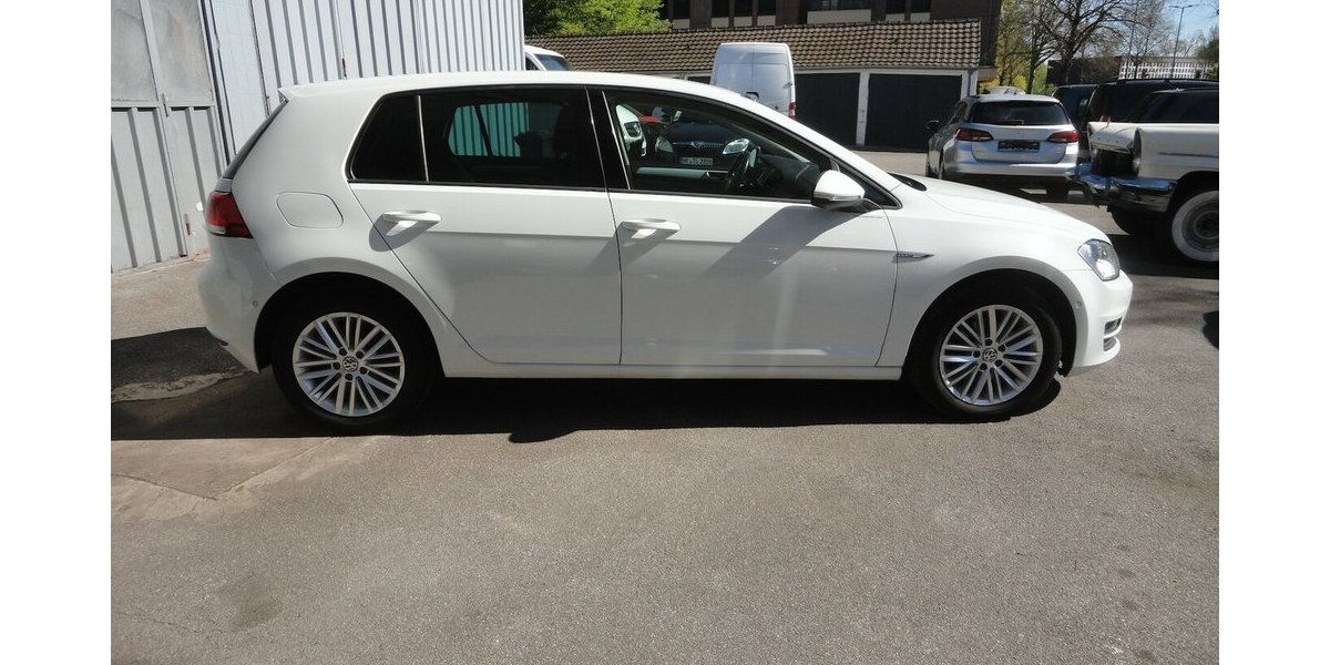 VW Golf Cup 1,4 BMT Autom.Klimatr.SHZ.PDC. 2.Hd 147.000 km 10.950 &euro; Neuss 41462